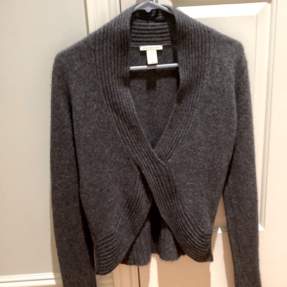 White + Warren charcoal gray cashmere sweater